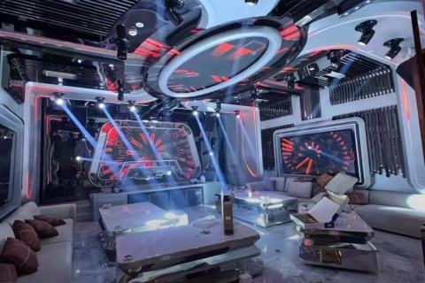 楚雄兆顺财富中心MNDCLUB招聘兼职礼仪,日结工资,本地夜场敞开怀抱迎有才之士